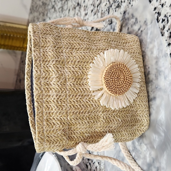 Purse - Picture 3 of 7